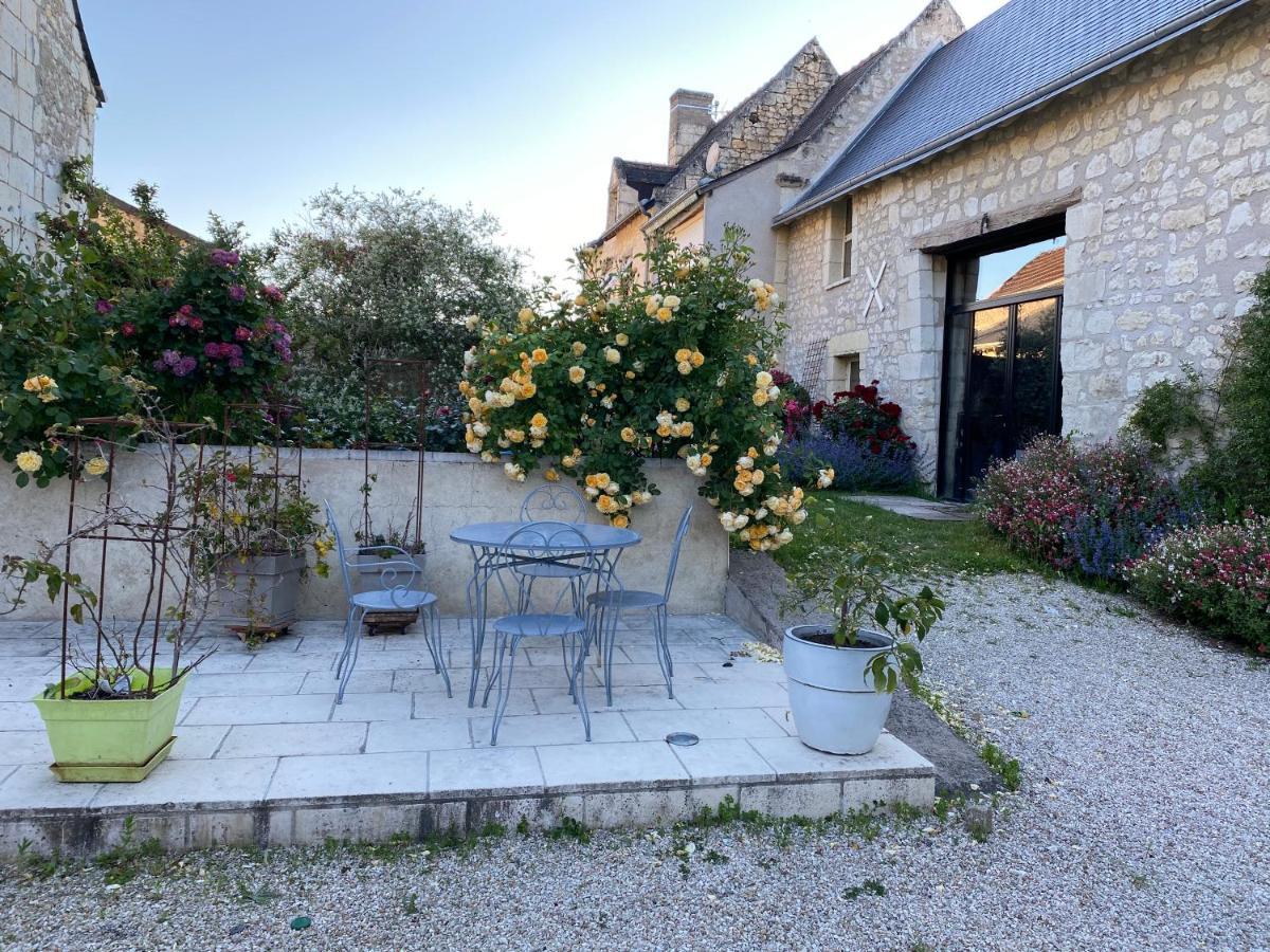 Studio Indre, La halte de Cuzé, aux abords de la Loire à vélo Huismes Exterior foto